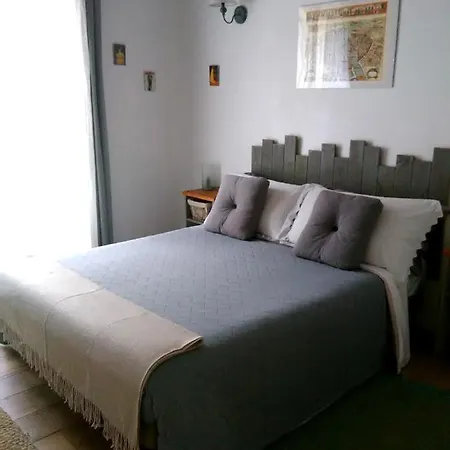 Chambres D'hotes Le Casse Noix 사흘라 라 카네다