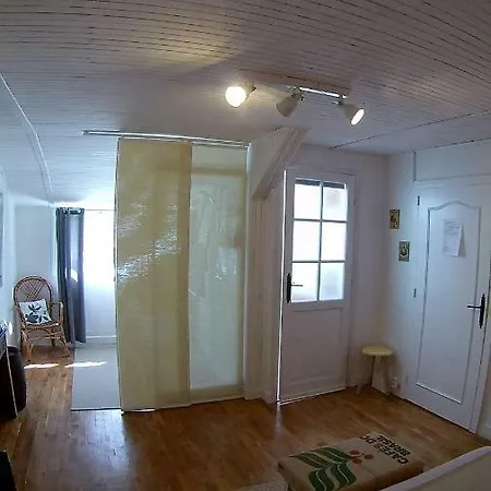 Chambres D'hotes Le Casse Noix B&B