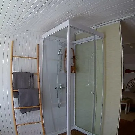 Chambres D'hotes Le Casse Noix 사흘라 라 카네다